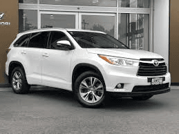 Toyota Highlander (2015) SUV for rent in Lagos, Nigeria - Peace Autos